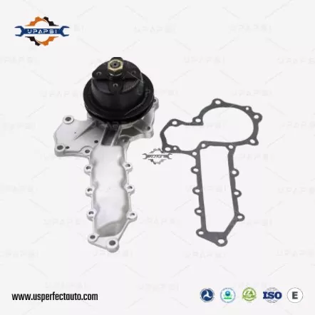 ปั๊มน้ำ 15341-73030 16111-73030 สำหรับ Kubota L245 L295 L305